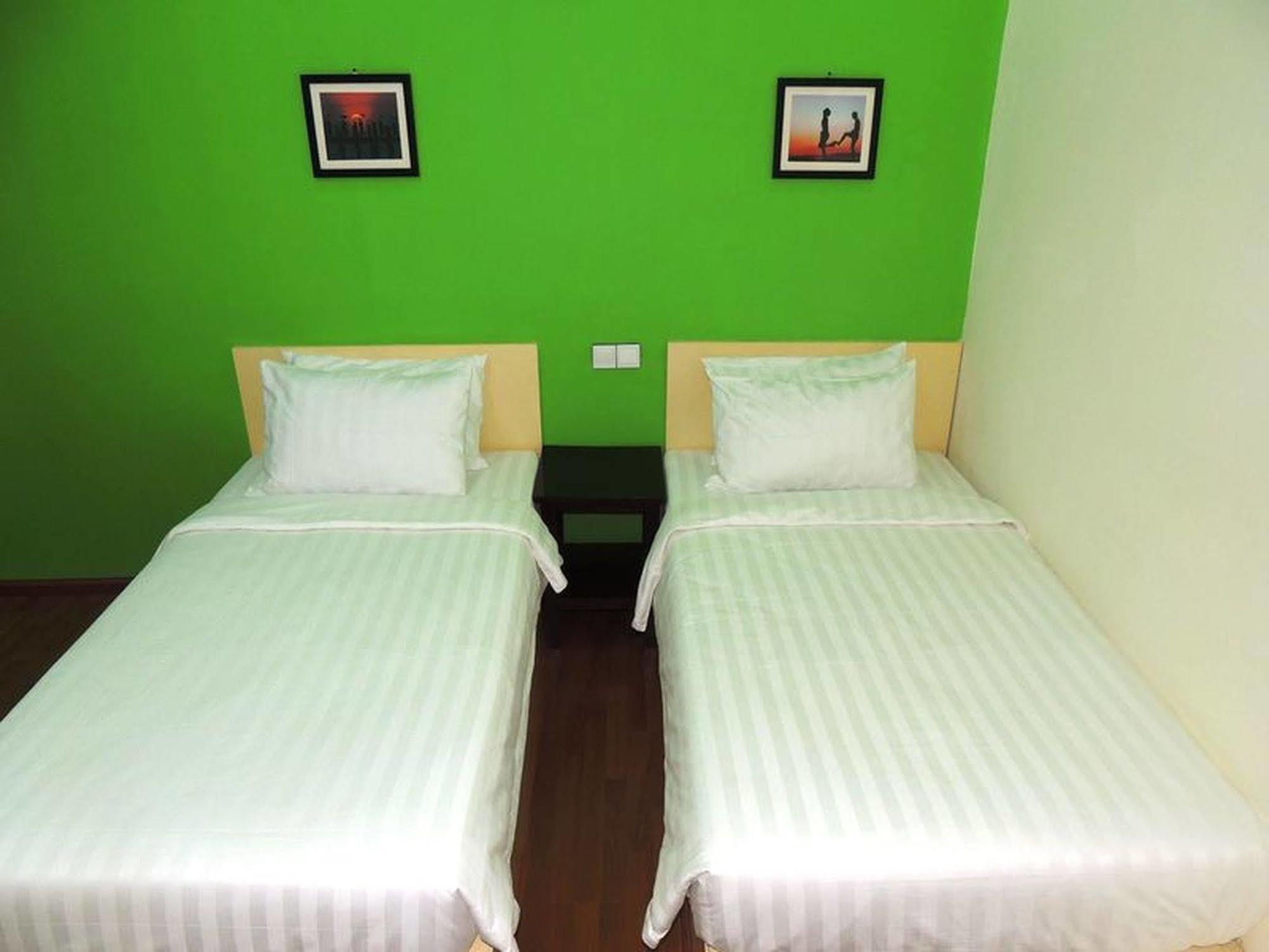 Lotus Bed & Breakfast Rangun Kültér fotó